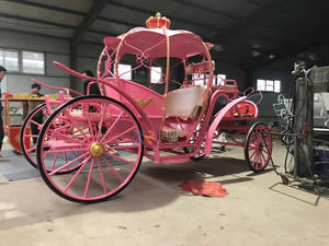 Chariot de cendrillon électrique OEM pour calèche de mariage en vente Chariots de luxe européens à citrouille et princesse tirés par des chevaux - Product Image 4