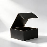 Caja de Regalo Plegable Negra Personalizada con Interior Dorado, Embalaje de Cartón Reciclable y Ecológico