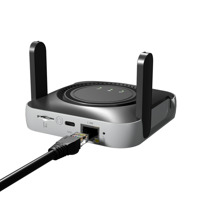 Portable WiFi 6 Router 4G CPE with Sim Card Slot and 2 Antennas 4G LTE Wireless Router 2.4G Frequency Supported