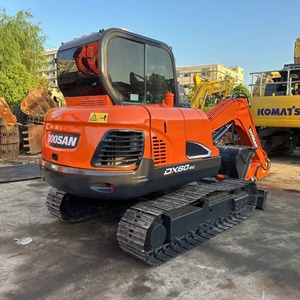 Mini-excavatrice sur chenilles hydraulique Doosan DX60, poids opérationnel de 6 tonnes, machine de construction d'occasion - Product Image 2