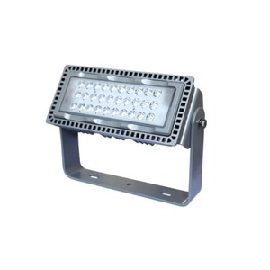 Lámpara LED Tri-Proof de 50W con Respaldo de Emergencia, Resistente a Explosiones Nema 4X - Product Image 4