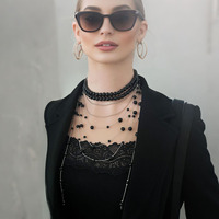 Collier de Perles Shijia d'Imitation Superposé Européen et Américain, Luxueux et Polyvalent à Gland, Cadeaux de Fêtes pour Femmes