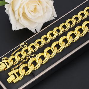 JXX Nuevo Diseño Pulsera Cubana Gruesa Hip Hop para Hombre, Bañada en Oro de 24K, Eslabones Cubanos - Product Image 1