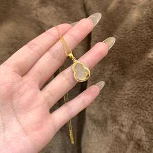 Collar con Colgante de Plata de Ley S925 con Perla Púrpura Taro, Diseño de Planeta en Órbita, Alto Brillo, Joyería Corporal con Diseño de Planeta Púrpura Hada - Product Image 1