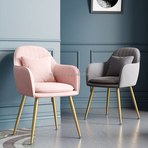 Silla de Comedor Moderna de Lujo Nórdica, Tapizada en Terciopelo y Cuero Genuino, Patas Metálicas con Acabado Dorado, para Hotel, Cocina o Centro Comercial - Product Image 5