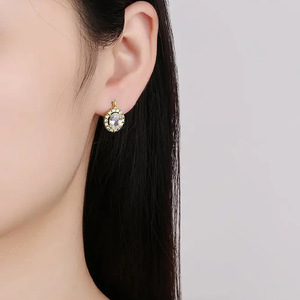 Orecchini a Perno Geometrici da Donna, Chic e Minimalisti, Effetto Metallico, Gioielli per Orecchie, Regalo per Feste e Uso Quotidiano - Product Image 3