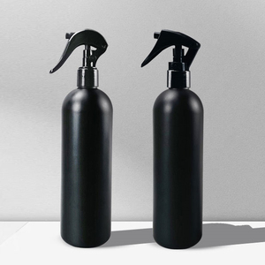 Garrafa de Plástico Fosco Preto Personalizada para Cosméticos, 17oz 32oz 500ml 1000ml, com Pulverizador Gatilho para Corpo e Cabelo - Product Image 3