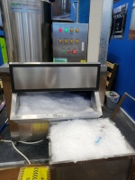 Machine à glace en flocons d'eau de mer CE 1T 2T 3T 5T, machine à glace en flocons de neige, prix pour le marché du poisson et des fruits de mer