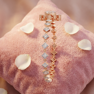 Anillo de Compromiso Romántico Clásico Chapado en Oro de 18K con 31 Diamantes de 6.61 Quilates, Certificado IGI, Corte Brillante, Diseño de Flor con Engaste de Garras para Mujer - Product Image 3