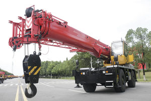 Grúa Todoterreno de Servicio Pesado SRC650T de 65 Toneladas, Equipo de Elevación de Alto Rendimiento con Pluma de 45.5m y Momento de Elevación de 2302kN.m - Product Image 6