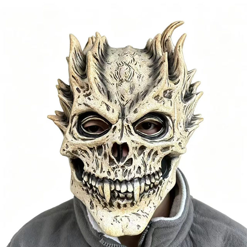 Masque crâne de dragon osseux démoniaque blanc