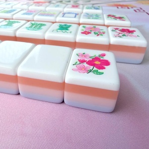 Juego de Mahjong de Lujo de Alta Calidad, Cuatro Capas, Acrílico, Estilo Americano, con Patrón Floral, Piezas de Mahjong Artísticas, Entretenimiento - Product Image 4