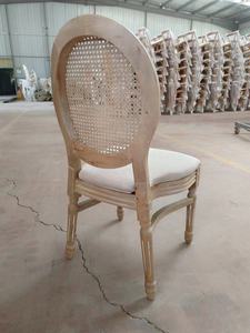 Chaise de salle à manger de <span class=keywords><strong>mariage</strong></span> de rotin en osier de canne empilable en bois de bouleau antique rustique de <span class=keywords><strong>vignoble</strong></span> - Product Image 2