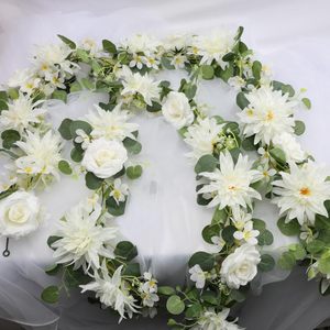 Guirlande de fleurs artificielles longues, roses blanches, feuilles d'eucalyptus, décorations d'arche de mariage, couronne pour usage intérieur et extérieur - Product Image 2
