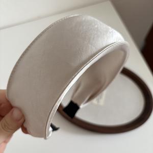 Serre-tête large en satin coréen, couleur unie, pour femme, accessoire capillaire doux et élastique - Product Image 4