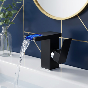 صنبور حوض حمام LED شلال حديث من الستانلس ستيل أسود خلاط ماء بارد وساخن بتصميم مربع عصري - Product Image 2