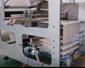 Multifunktionale Vollautomatische Abfüll- und Etikettiermaschine für Getränke und Flüssigkeiten Standard-Doypack Horizontale Maschine CE 80-120 Stück/Minute Hohe Effizienz - Product Image 2