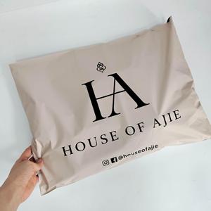 Matte Peach Poly Mailers with Custom Black Logo - Self-Seal Shipping Envelopes Delivery Bags for Clothes - Product Image 4