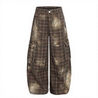 Salopette en coton mélangé à imprimé léopard, design tendance de rue, pantalon ample à jambes larges, pantalon multi-poches pour homme