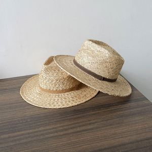 Sombrero de Paja Panamá Hecho a Mano con Decoración de Cinta para Primavera/Verano, Ideal para Exteriores y Protección Solar - Product Image 4