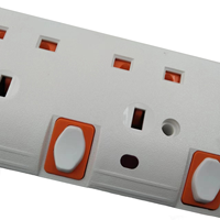 Prise d'extension britannique 13A 250V 3G1.5MM2 6 voies avec interrupteur