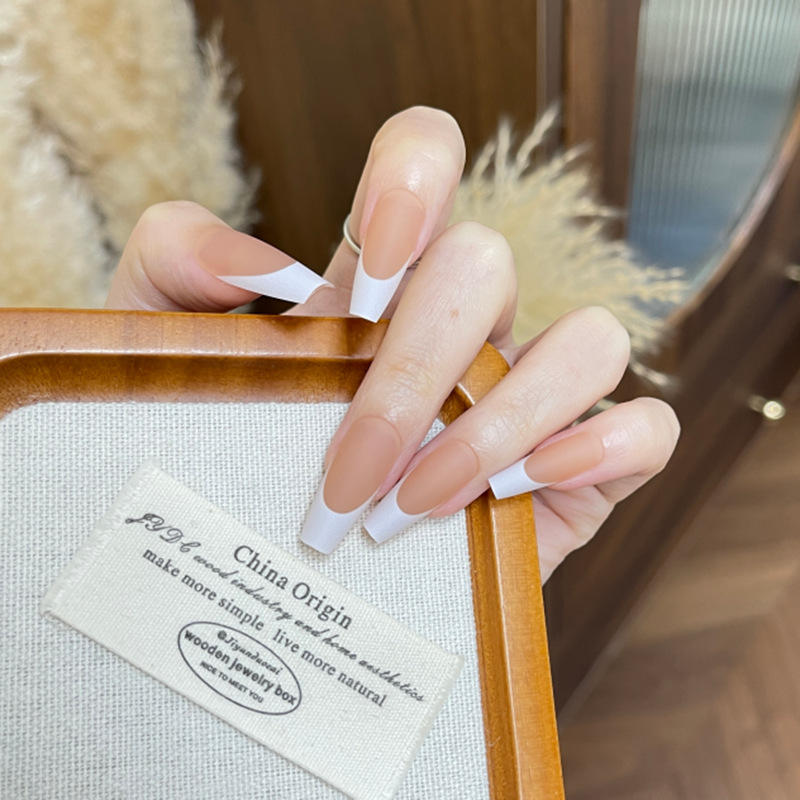 BZ1455 Clouds are Light and Gentle