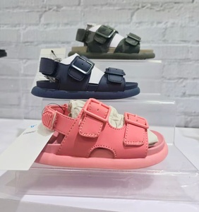 Conception personnalisée de l'usine OEM Sandales de plage d'été pour bébé fille Plateforme rose Sandales mignonnes Sandales à <span class=keywords><strong>sangle</strong></span> et boucle décontractées pour enfants - Product Image 2