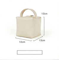 OEM Leder-Kosmetiktasche Quadratisch Geeignet für Frauen Lässige Tragbare Weiche Henkel-Tasche Anpassbare Pendler-Aufbewahrungstasche für den Täglichen Gebrauch