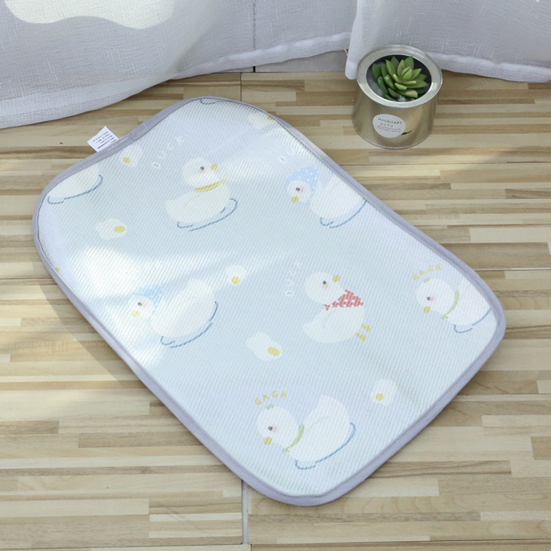 [Nouveau tapis de soie glacée] - Petit canard blanc
