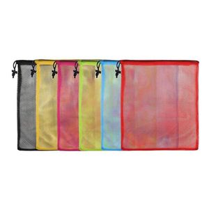 Bolsa de lavandería de malla personalizada con cordón, bolsa de gimnasio de nailon de alta calidad con cierre de cordón, 13"X15.5" - Product Image 1