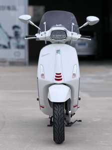 Scooter <span class=keywords><strong>Vespa</strong></span> <span class=keywords><strong>150</strong></span> in Stile Retrò Italiano per il Pendolarismo Urbano Quotidiano - Product Image 2