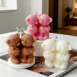 Vela Aromática con Forma de Oso Abrazado, Romántica, con Corazón y Flores, para Decoración de Bodas, Recuerdo para Parejas en San Valentín - Product Image 2