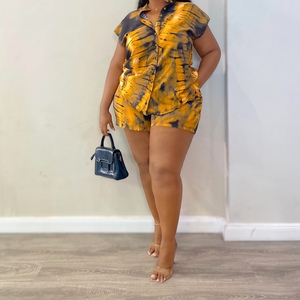 เสื้อเชิ้ตพิมพ์ลายโอเวอร์ไซส์แขนสั้นมีปกสำหรับผู้หญิงและกางเกงขาสั้นลำลองแฟชั่นแอฟริกันชุด 2 ชิ้นทรงหลวมแฟชั่น - Product Image 5