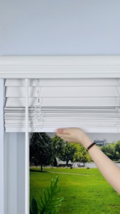 Wholesale Eco-Friendly Durable Moisture-Resistant Anti-UV Modern Electric Motorized <strong>Plastic</strong> Plain Horizontal Roller <strong>Blinds</strong> - Product Image 5