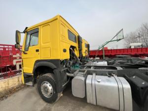 Camion tracteur d'occasion Sinotruk Euro2 Diesel 6X4 à direction à gauche HOWO 10 roues avec capacité de charge de 21-30T, 371 ch, caméra arrière 360° - Product Image 3