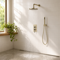 Système de douche mural encastré moderne en céramique brossée avec mitigeur de bain à effet pluie en laiton pour hôtels et villas