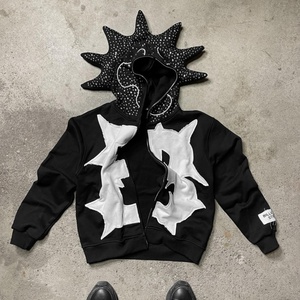 Hoodies personnalisés pour fabricants, style mode, entièrement zippés, avec strass, coupe oversize, fermeture éclair et patchs effet usé - Product Image 4