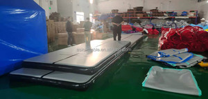 Tapis de gymnastique gonflable géant - Tapis d'entraînement pour tumbling, cheerleading et trampoline - Product Image 5