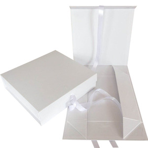 Sang Trọng Tùy Chỉnh Thương Hiệu Quần Áo Hộp Quà Tặng Bao Bì Cứng Nhắc Các Tông Nắp Từ Tính Với Ribbon Nổi Màu Xanh Ban Cho Đồ Lót - Product Image 5