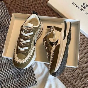 Nouvelles Chaussures Décontractées Respirantes en Maille à Motif Corniche pour Femmes 2025 – Semelles Épaisses et Plateforme à Lacets - Product Image 6