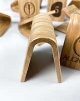 Support de menu en bois moderne, gravé sur mesure avec logo, code QR, écologique et naturel
