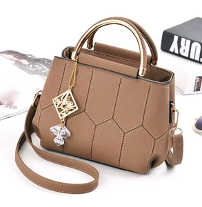 Sac à main, portefeuille et sac à bandoulière de créateur pour femme, sac à bandoulière de luxe avec logo personnalisé - Product Image 3