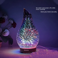 Difusor de Aroma 3D con Borde Biselado de Vidrio, Vapor Frío Ultrasónico, Luz Nocturna de Siete Colores, Base con Aspecto de Madera, Uso en Interiores, 36dB de Ruido, 0.5L