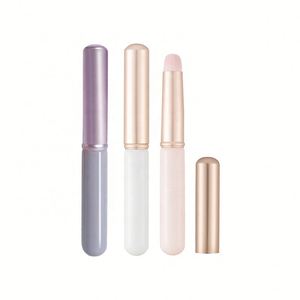 Brocha de Labios Portátil Mini al por Mayor con Cabezal Redondo, Cerdas Suaves y Tapa para Aplicación de Maquillaje de Ojos, Corrector y Brillo Labial - Product Image 1