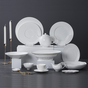 Per PITO Bone China stoviglie <span class=keywords><strong>piatti</strong></span> in porcellana bianca <span class=keywords><strong>e</strong></span> <span class=keywords><strong>set</strong></span> di <span class=keywords><strong>piatti</strong></span> per alberghi <span class=keywords><strong>e</strong></span> ristoranti per presentazioni - Product Image 4