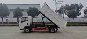 4*2 Sinotruck HOWO 116HP Euro2 LHD 6 + 1 Roues <span class=keywords><strong>camion</strong></span> léger <span class=keywords><strong>camion</strong></span> à <span class=keywords><strong>benne</strong></span> basculante en vente - Product Image 6