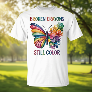 Camiseta de Algodón Unisex con Cuello Redondo y Manga Corta, Estampado Digital Ecológico, Diseño 'Broken Crayons Still Color', Conciencia sobre la Salud Mental - Product Image 3