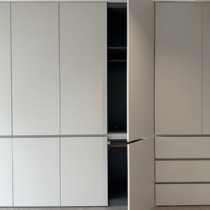 Armoire autoportante moderne écologique en <span class=keywords><strong>OSB</strong></span> E0 avec jointement à la colle PUR pour la maison, la chambre d'enfant, le salon et la salle à manger - Product Image 4