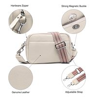 Individuelles Logo Strukturierte PU-Leder Handtasche Kleine Rechteckige Schultertasche mit Verstellbarem Jacquard-Riemen für den Großhandel