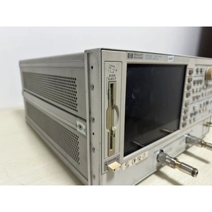 เครื่องวิเคราะห์เครือข่าย Keysight 8753E 30kHz-6GHz มือสอง สภาพ 80% ราคา - Product Image 2